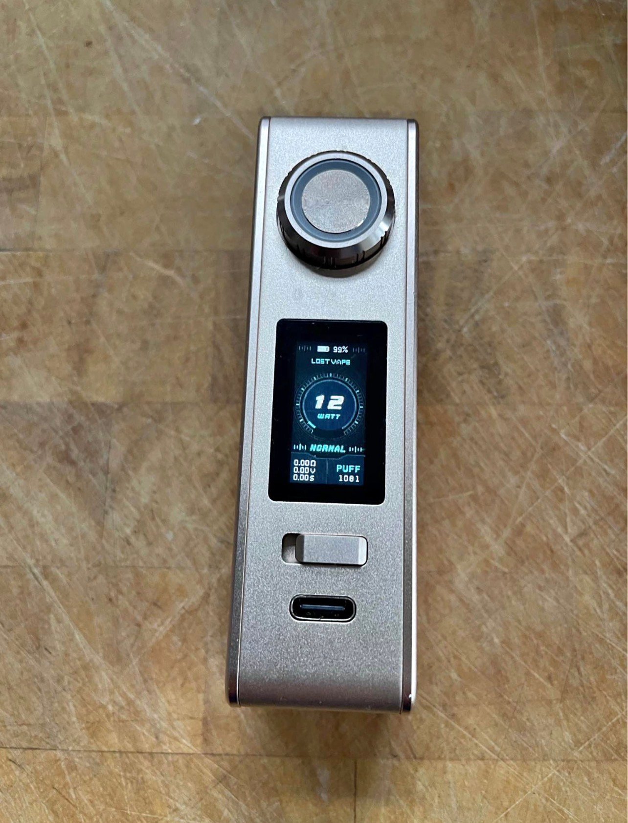 Lost V@pe Centaurus M100 Mod &amp;amp; 3000mh battery.